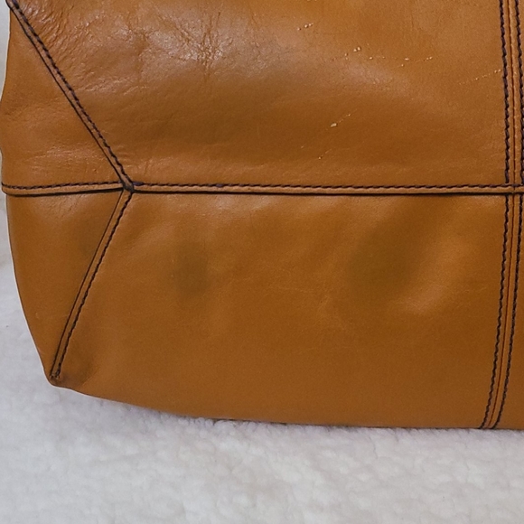 Vera Bradley Tan Leather Canyon Tote Bag - Picture 9 of 10